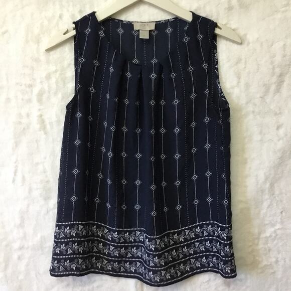 LOFT Tops - Loft Navy Pattern Sleeveless Top